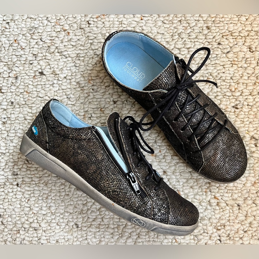 Cloud 9 Black Textured Sneakers